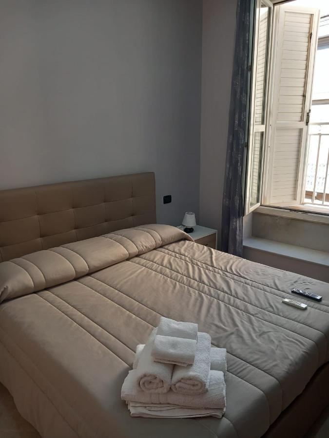 Bed and Breakfast Greth House à Naples Extérieur photo